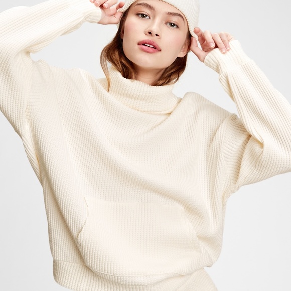 GAP Sweaters - NWOT Gap Waffle Knit Turtleneck Sweatshirt Medium
